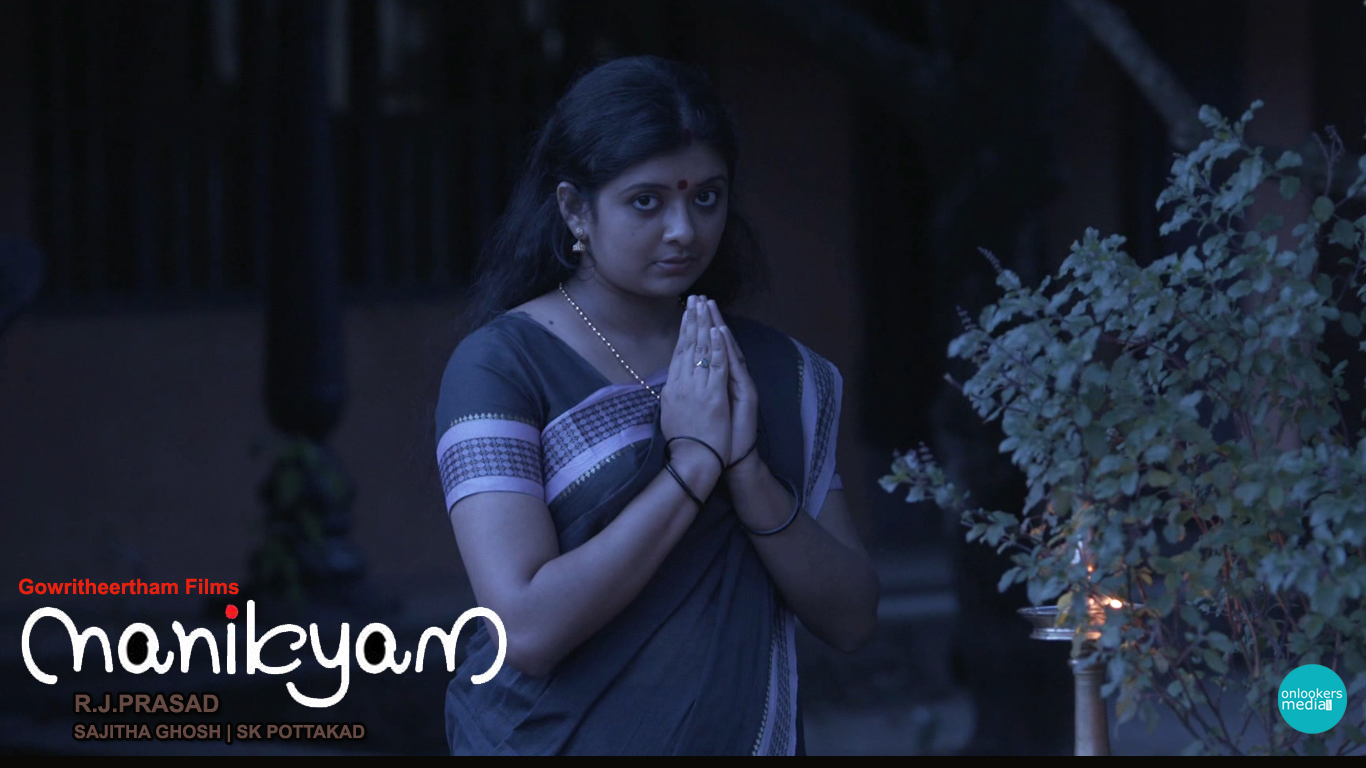 Manikyam Malayalam Movie-Stills-Posters-Gallery-Songs-Actress-Onlookers Media