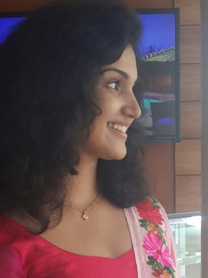 Honey Rose Stills-Photos-Images-Malayalam Actress-Onlookers Media -  onlookersmedia