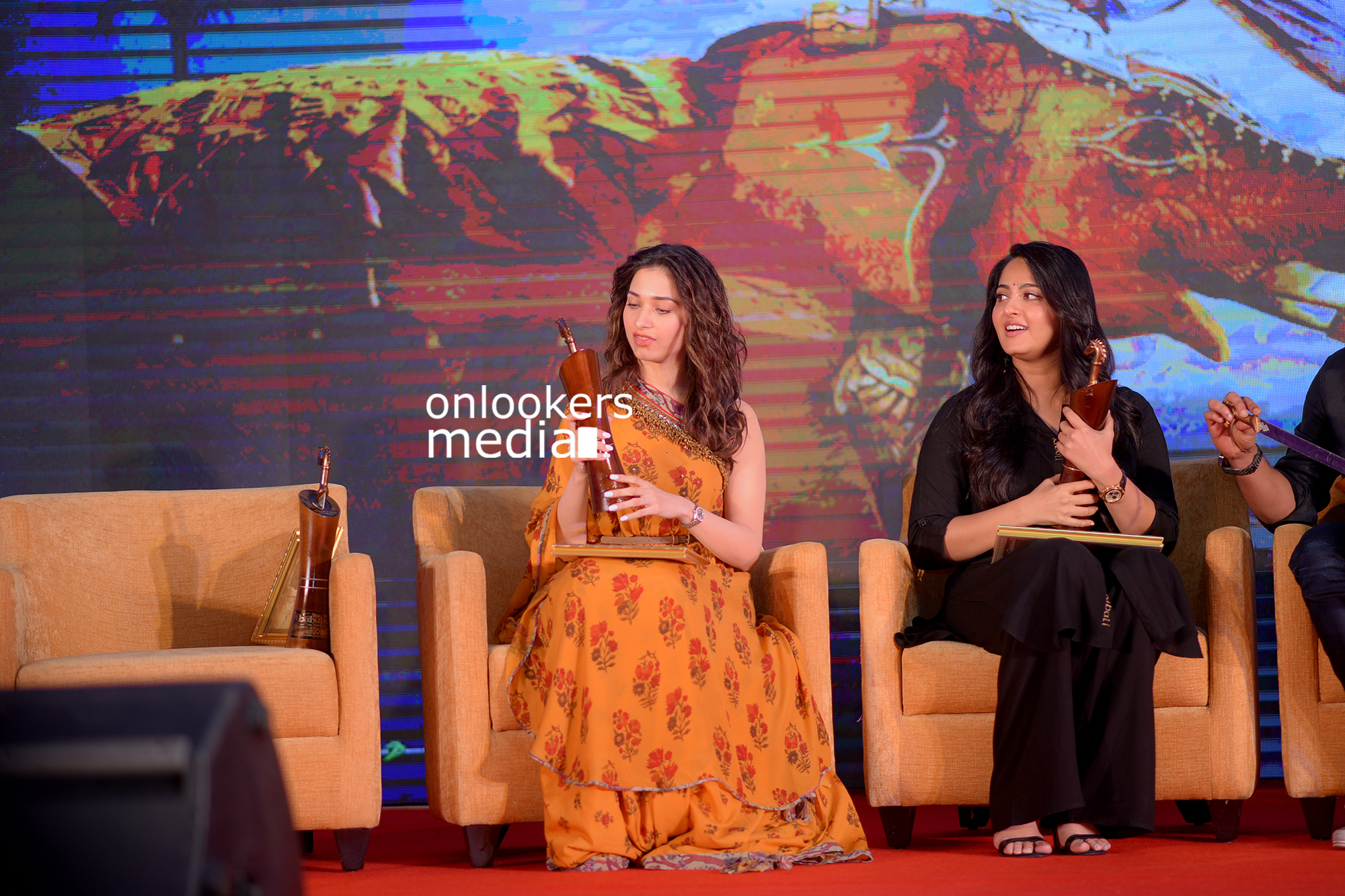 https://onlookersmedia.in/wp-content/uploads/2017/04/Baahubali-2-kerala-Audio-Launch-and-Press-Meet-Stills-Photos-54.jpg