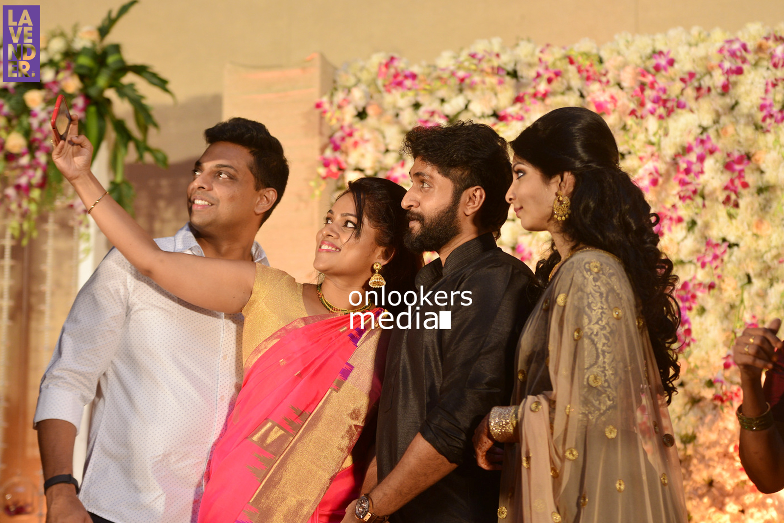 https://onlookersmedia.in/wp-content/uploads/2017/04/Dhyan-Sreenivasan-Wedding-Reception-Stills-Photo-165.jpg