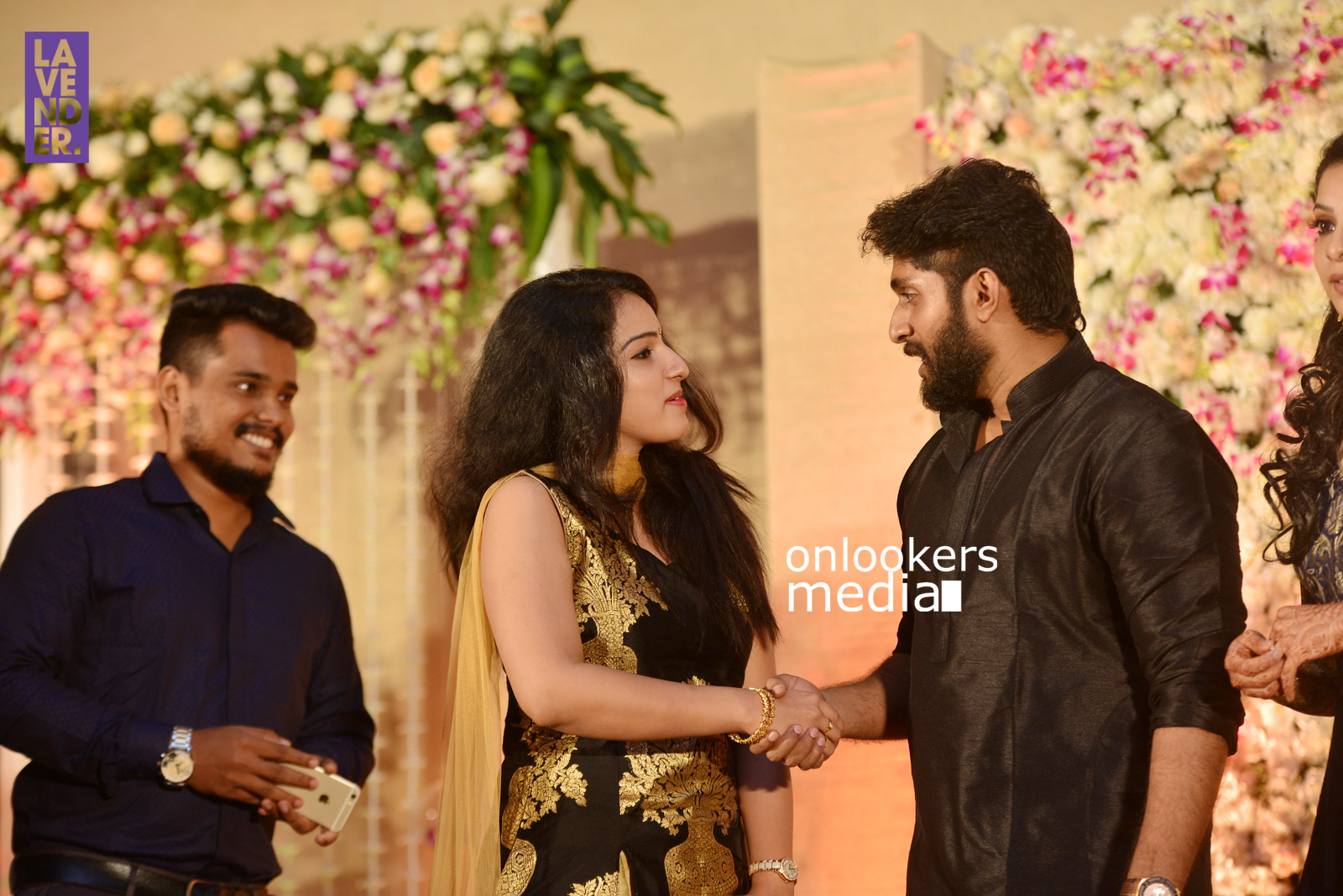 http://onlookersmedia.in/wp-content/uploads/2017/04/Dhyan-Sreenivasan-Wedding-Reception-Stills-Photo-189.jpg
