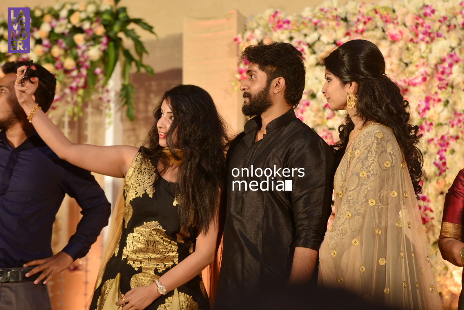 https://onlookersmedia.in/wp-content/uploads/2017/04/Dhyan-Sreenivasan-Wedding-Reception-Stills-Photo-190.jpg