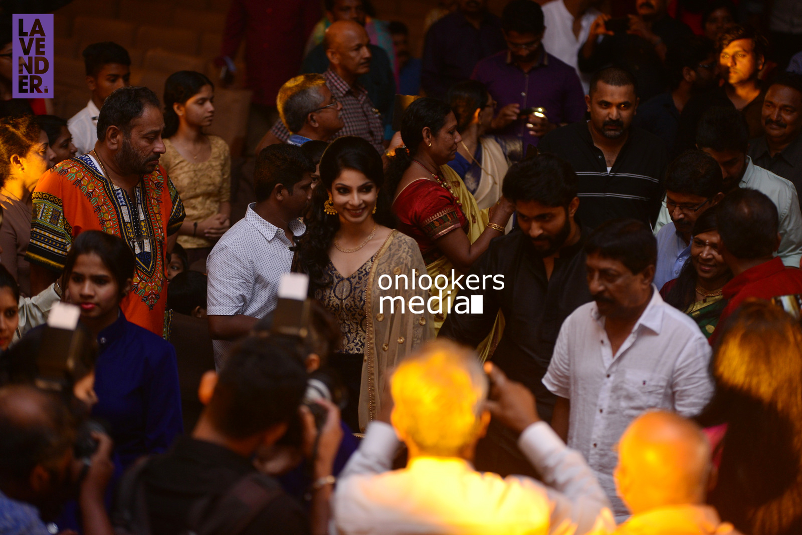 http://onlookersmedia.in/wp-content/uploads/2017/04/Dhyan-Sreenivasan-Wedding-Reception-Stills-Photo-5.jpg
