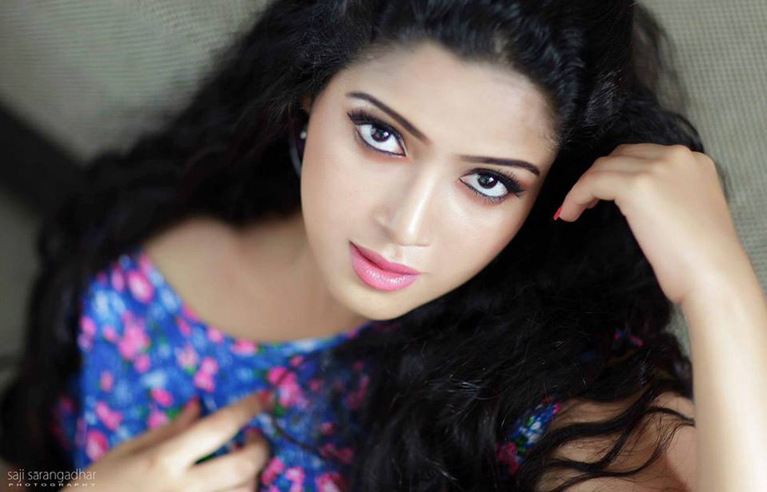 Abhirami Suresh Stills-Images-Photos-Malayalam Actress-Onlookers Media