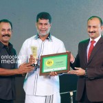 Wtzup City Awards, Dulquer Salmaan, Parvathy, Wtzup City Awards 2015 stills, dulquer awards, ennu ninte moideen parvathy, parvathy new look,