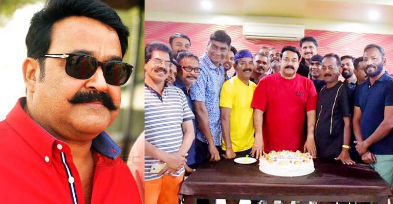 Mohanlal celebrates Pulimurugan 100 crore success in 1971 Beyond Borders set