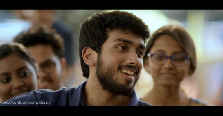 Njanum Njanum song from Poomaram Malayalam movie