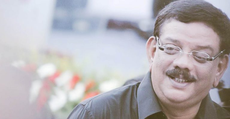 Theatre share should be brought down to 30% ,says Priyadarshan