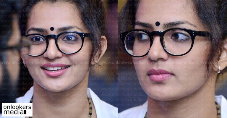 Parvathy Menon to enter Bollywood
