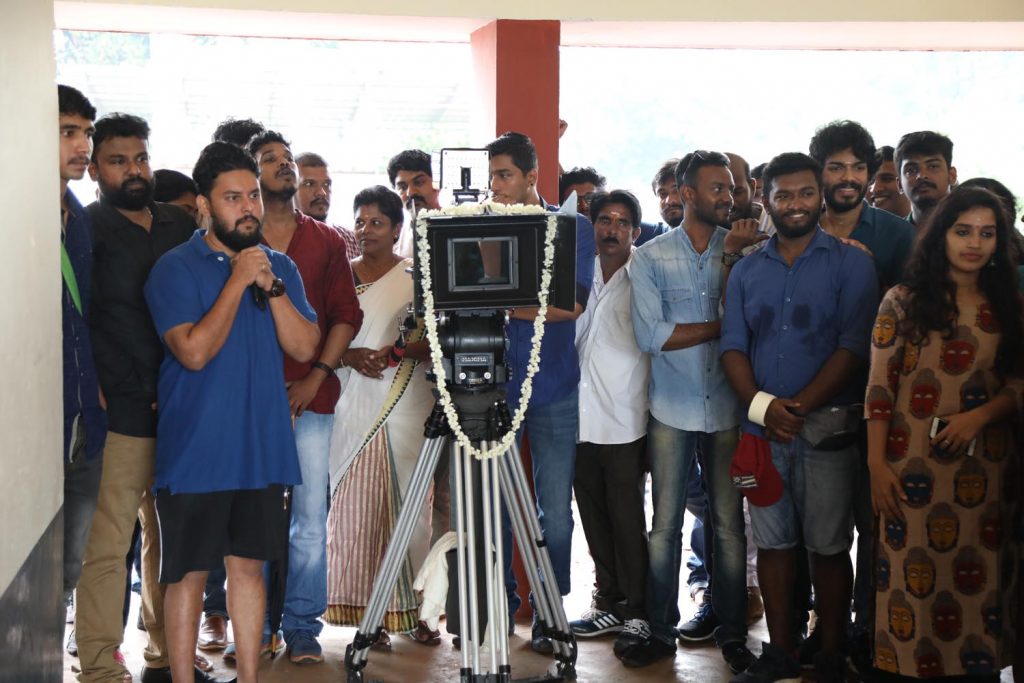 wow-7-lakh-views-for-lilli-malayalam-movie-motion-poster